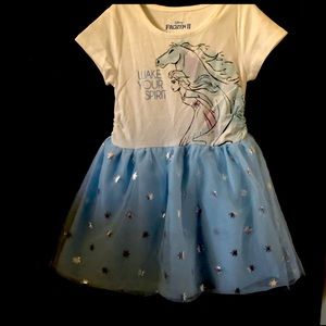 Disney Frozen 2 dress! Size 4T.